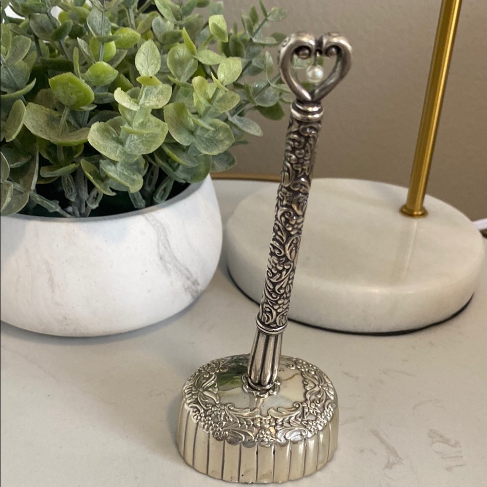 Brighton Elegant Silver Decorative Pen/Inkwell Set